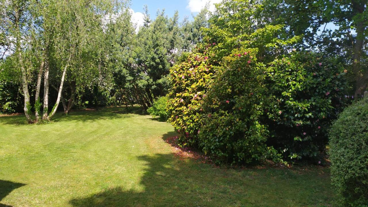 Maison Classee 3 Etoiles, Grand Jardin Clos Au Calme Proche Centre Ville, 10 Min Des Plages Pont-l'Abbe Exterior photo